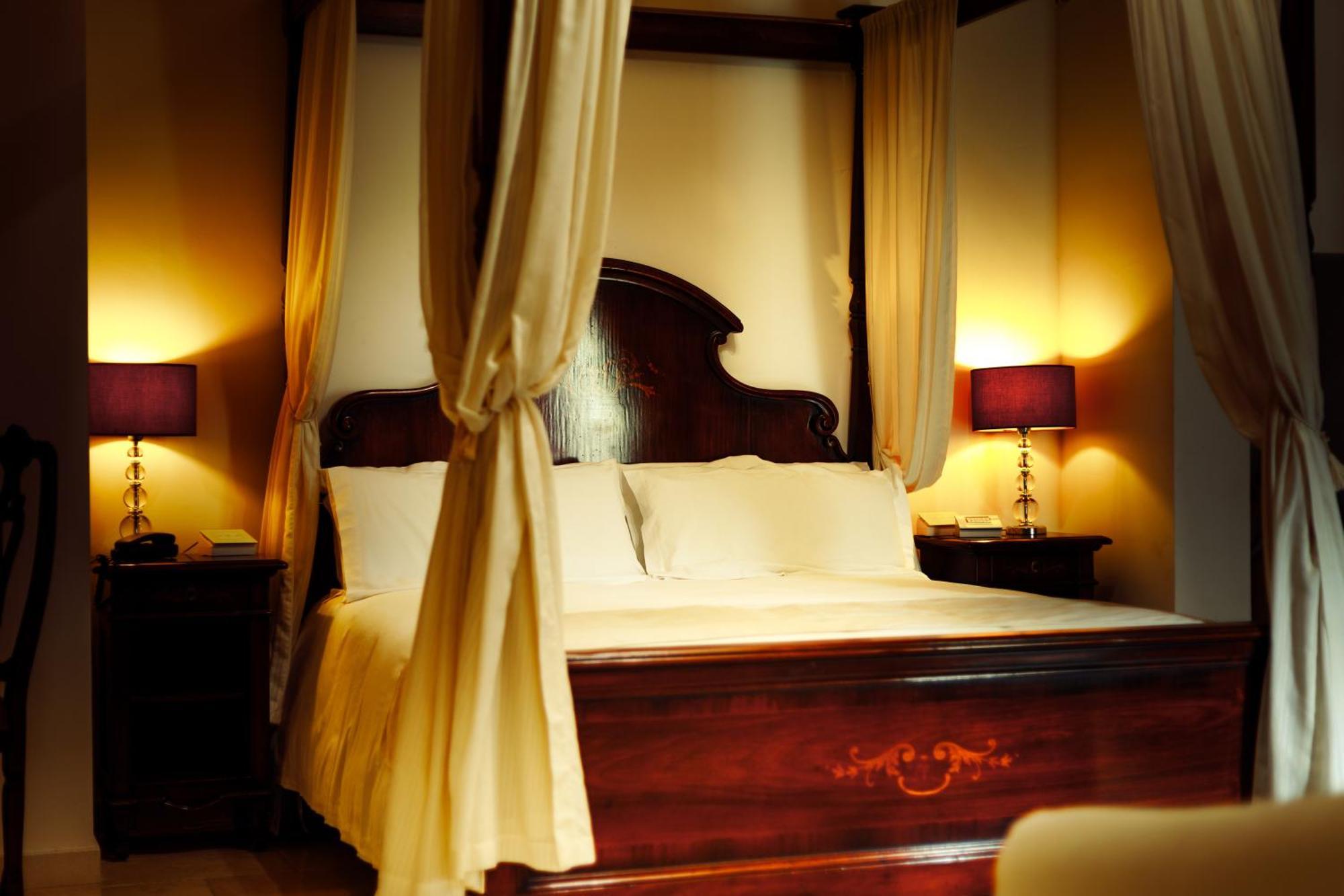 קאסארנו Vico Regio Hotel מראה חיצוני תמונה