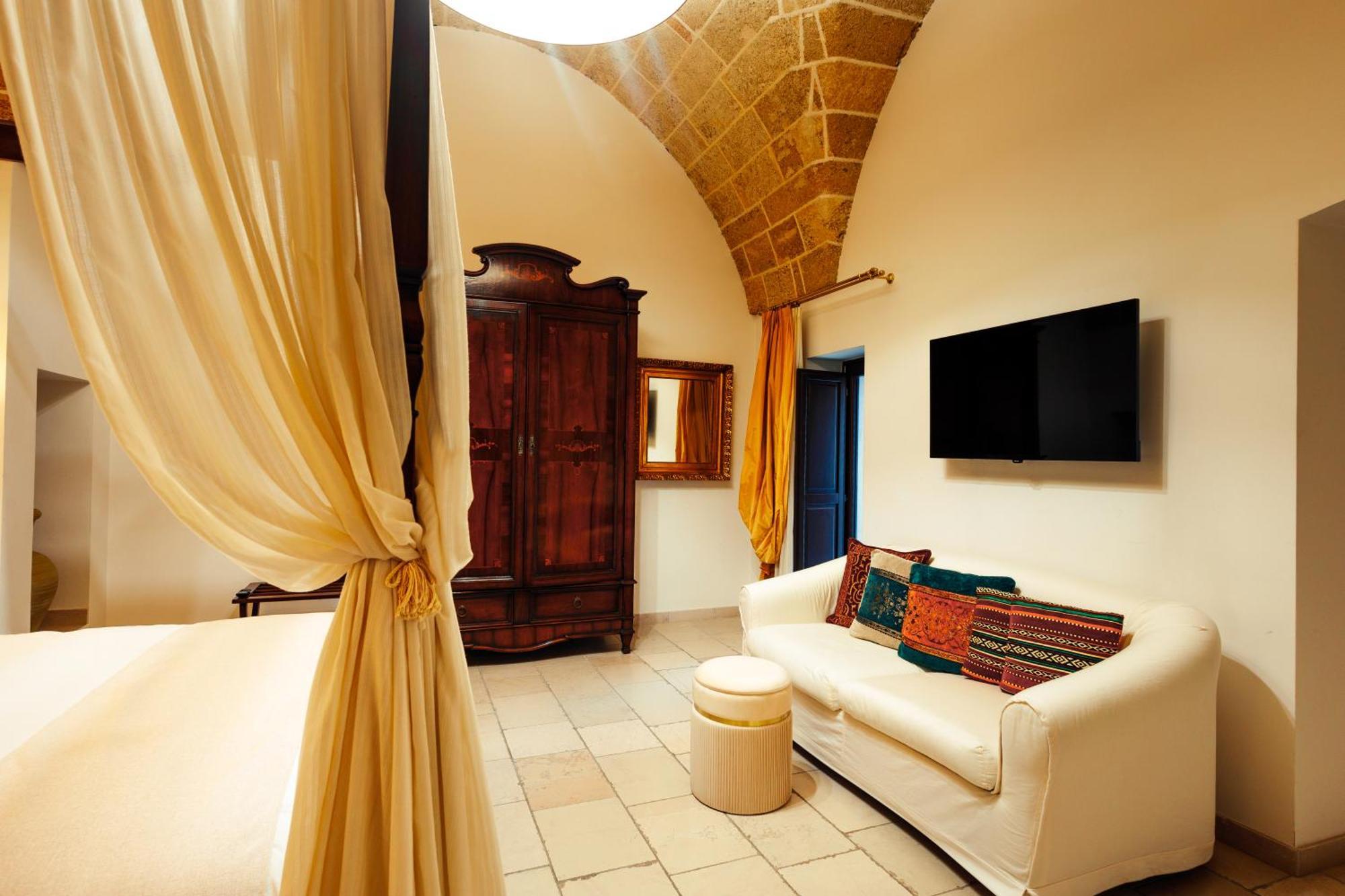קאסארנו Vico Regio Hotel מראה חיצוני תמונה
