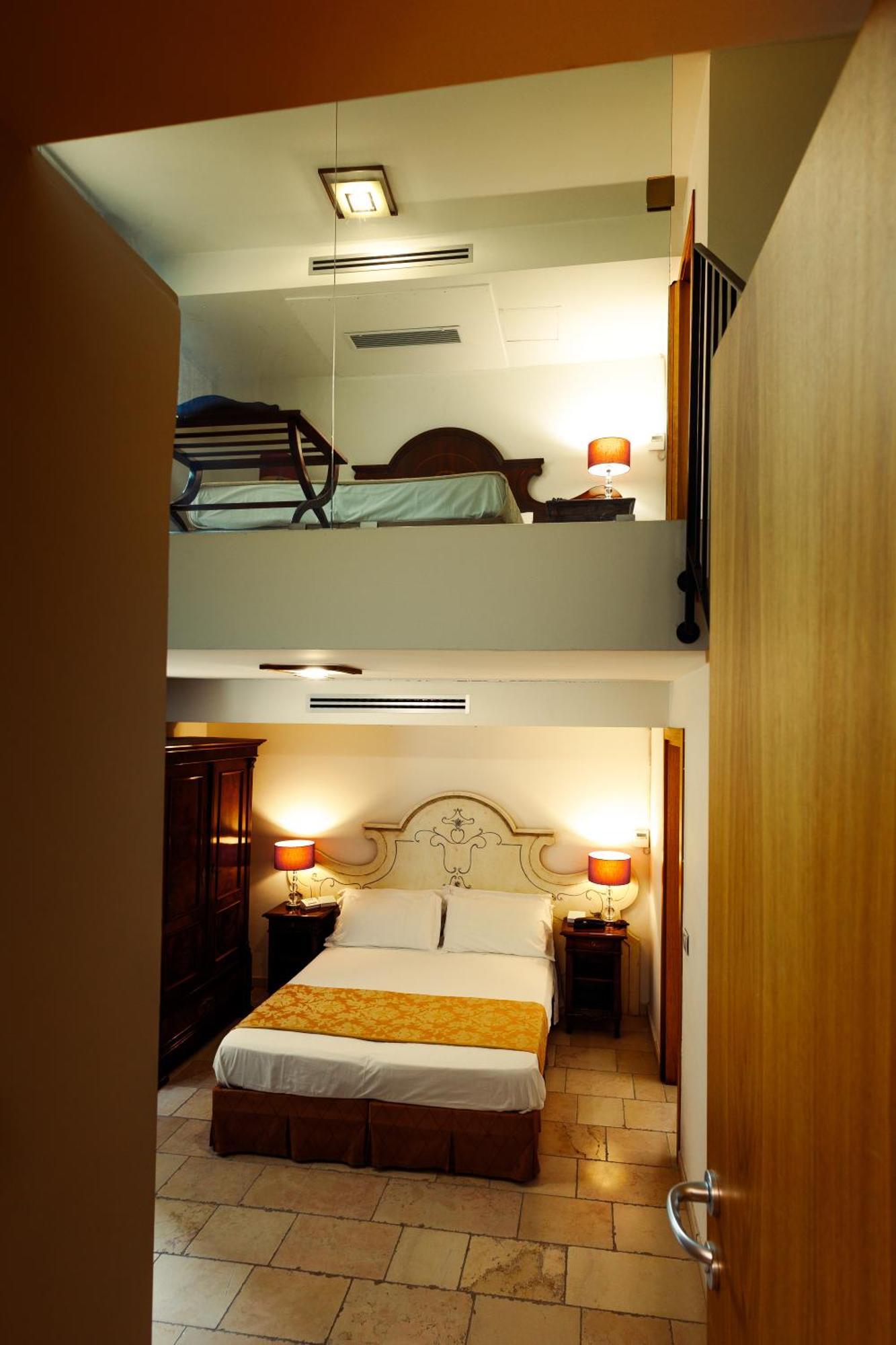 קאסארנו Vico Regio Hotel מראה חיצוני תמונה