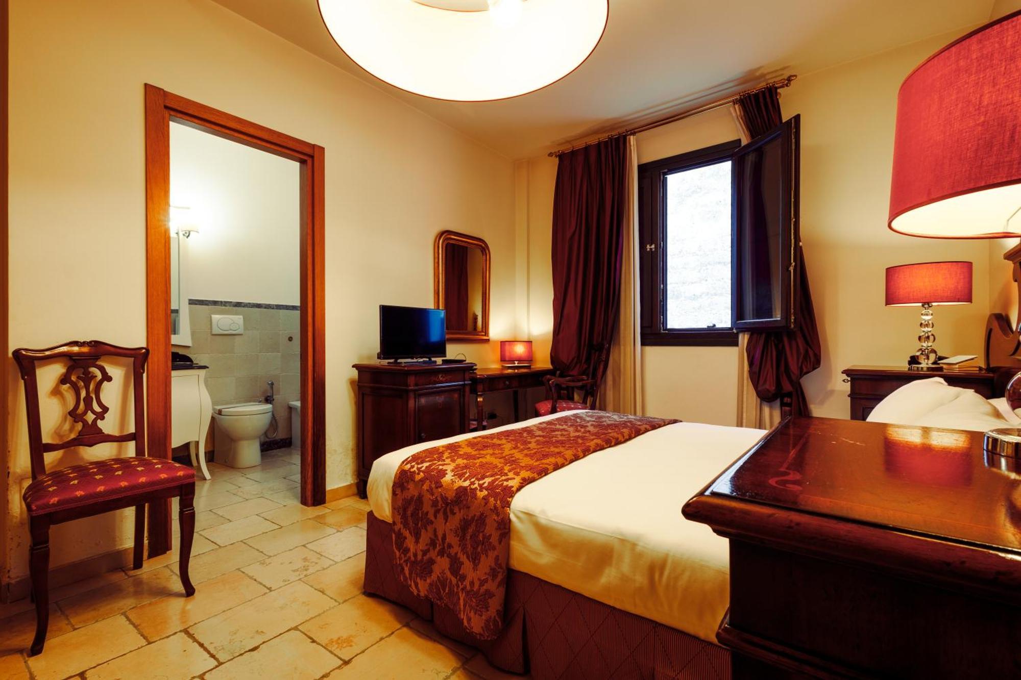 קאסארנו Vico Regio Hotel מראה חיצוני תמונה